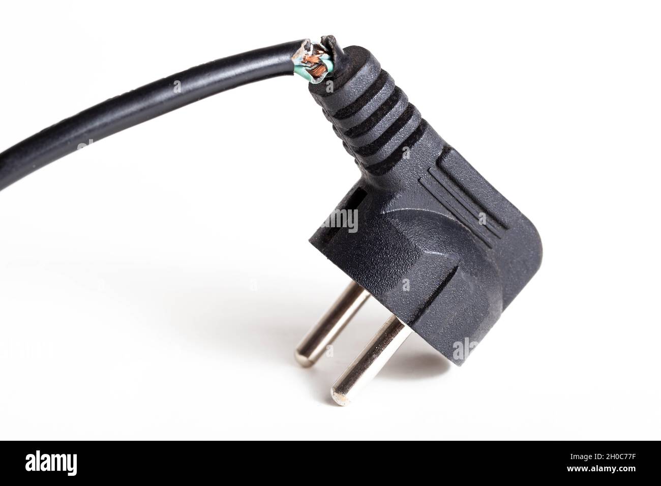 Defektes kabel Ausgeschnittene Stockfotos und -bilder - Alamy