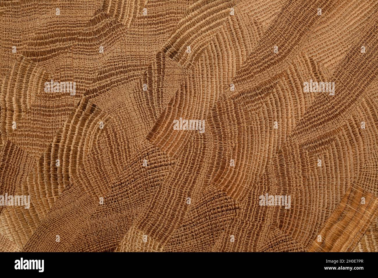 Mosaikstruktur von Eichendielen. Eichenholz Planke natürliche Textur Hintergrund. Stockfoto