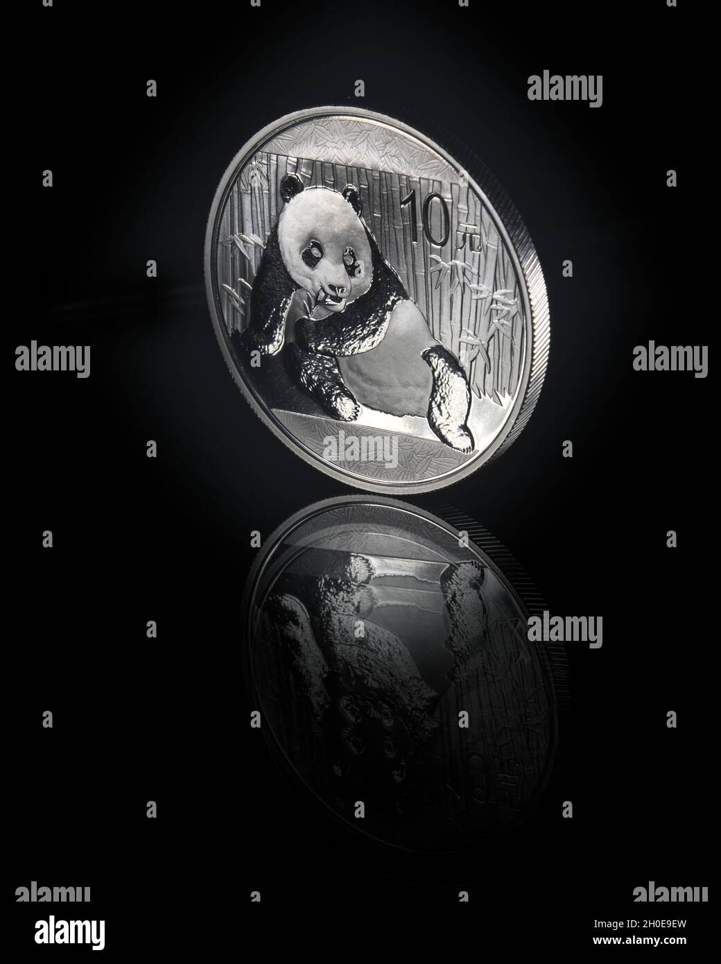 2015 Chinesischer Panda, Eine Troy Unze - .999 Feine Silbermünze - 10 Yuan Stockfoto