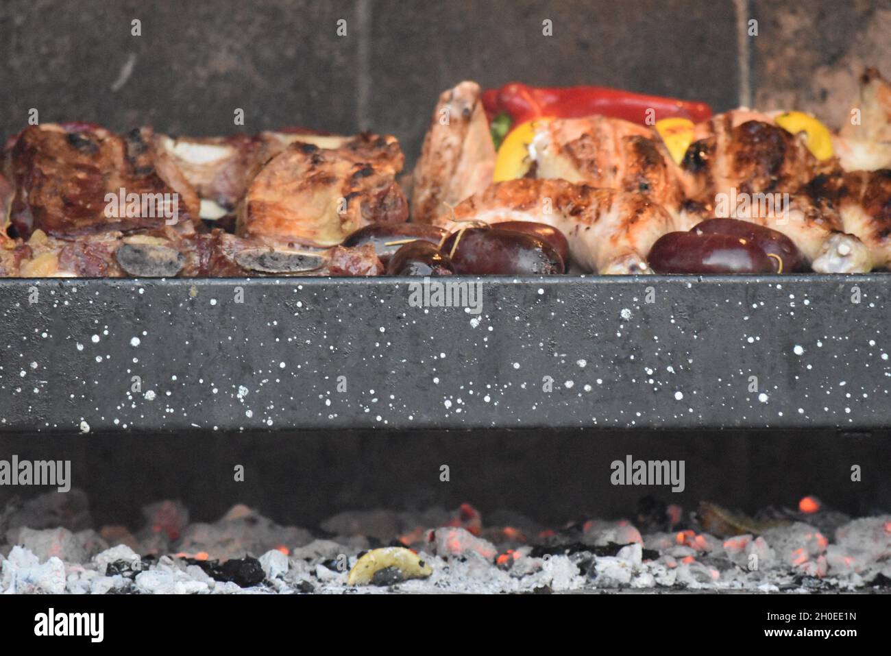 Traditionelles argentinisches Barbecue. Food-Fotografie Stockfoto