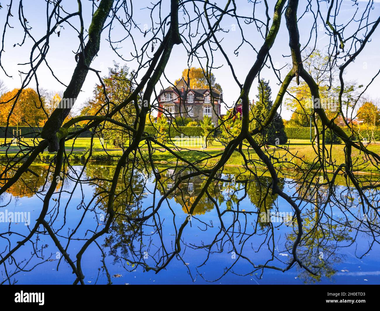 Frankreich. Ile-de-France. Yvelines (78) Le Vesinet. Bürgerliches Haus des Ibis Lake Stockfoto