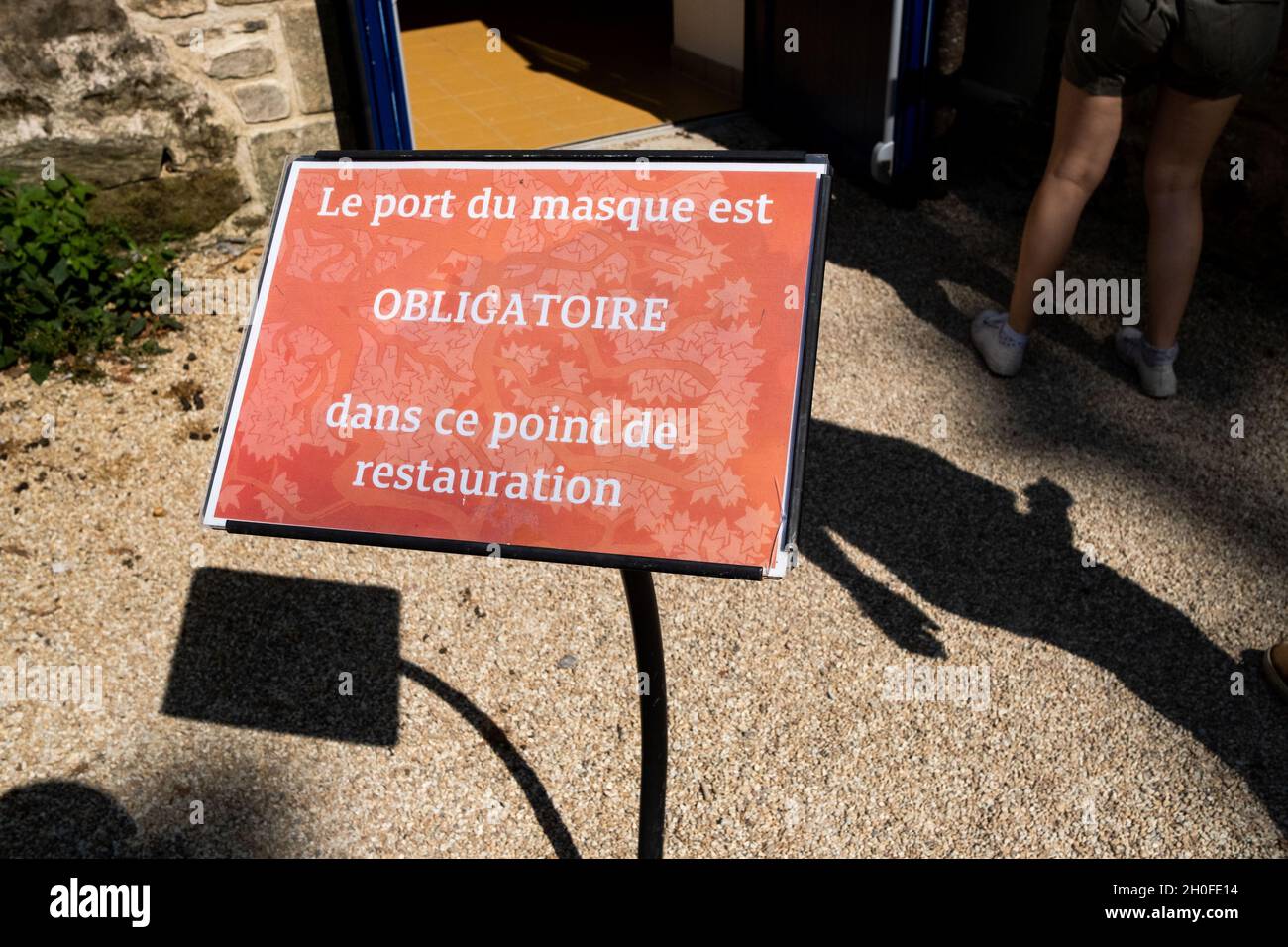 In Supermärkten, Geschäften, Restaurants, Bars, Cafés, Pubs und andere Orte im ganzen Land. Frankreich. Stockfoto