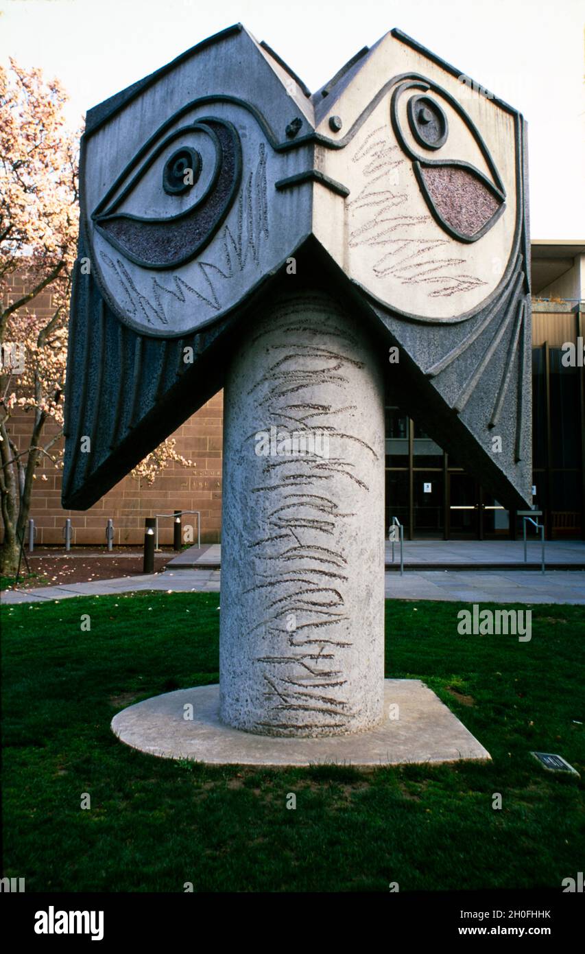 Picasso-Skulptur Leiterin einer Frau auf dem Campus der Princeton University in New Jersey Stockfoto