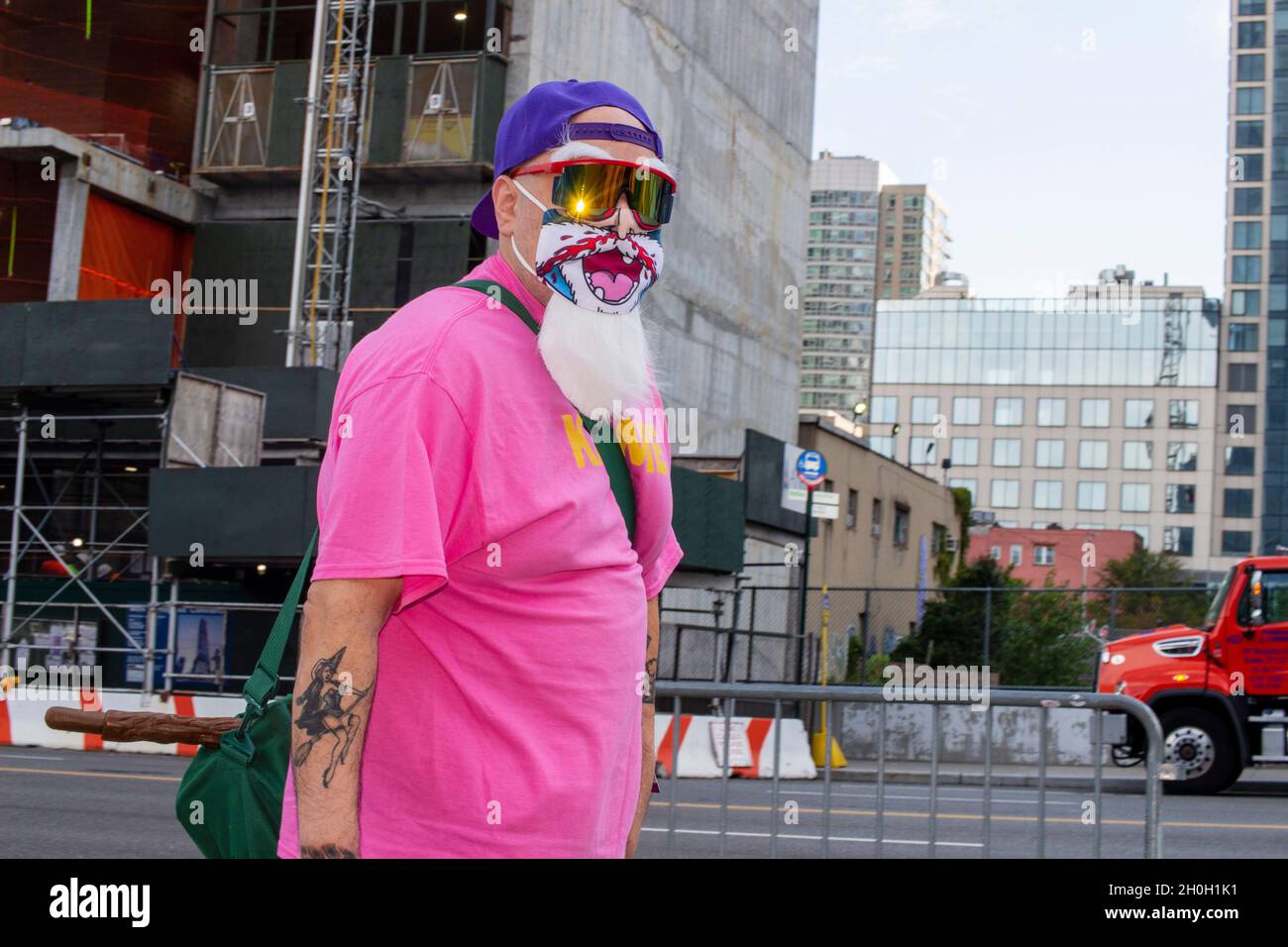 New York, NY, USA. Okt. 2021. Popkultur Kostüme, Comic, Anime, Cosplay, Science Fiction, Jährliche Zusammenkunft von Fernseh- und Filmfiguren, trotz der Pandemie, 8. Oktober 2021. (Bild: © John Marshall Mantel/ZUMA Press Wire) Stockfoto