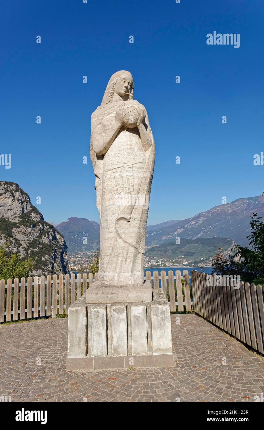 Statue Regina Mundi, Punta Larici, Riva del Garda, Gardasee Nord, Trient, Trentino-Südtirol, Italien Stockfoto