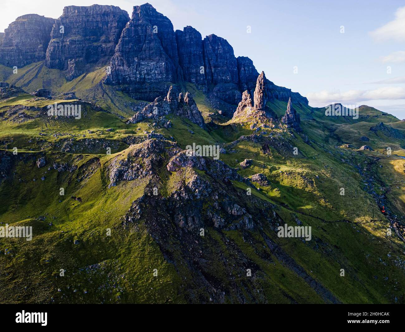 Luftaufnahme der Storr-Spitze, Isle of Skye, Schottland, Großbritannien Stockfoto