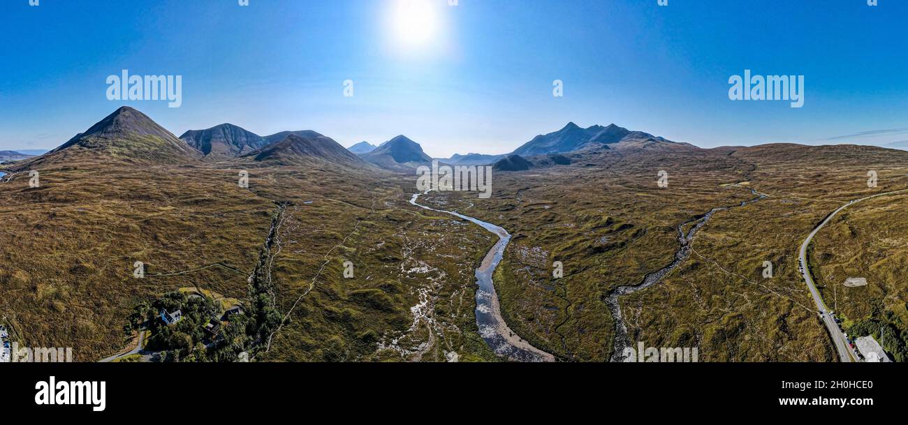 Luftaufnahme des Black Cuillin Ridge, Isle of Skye, Schottland, Großbritannien Stockfoto