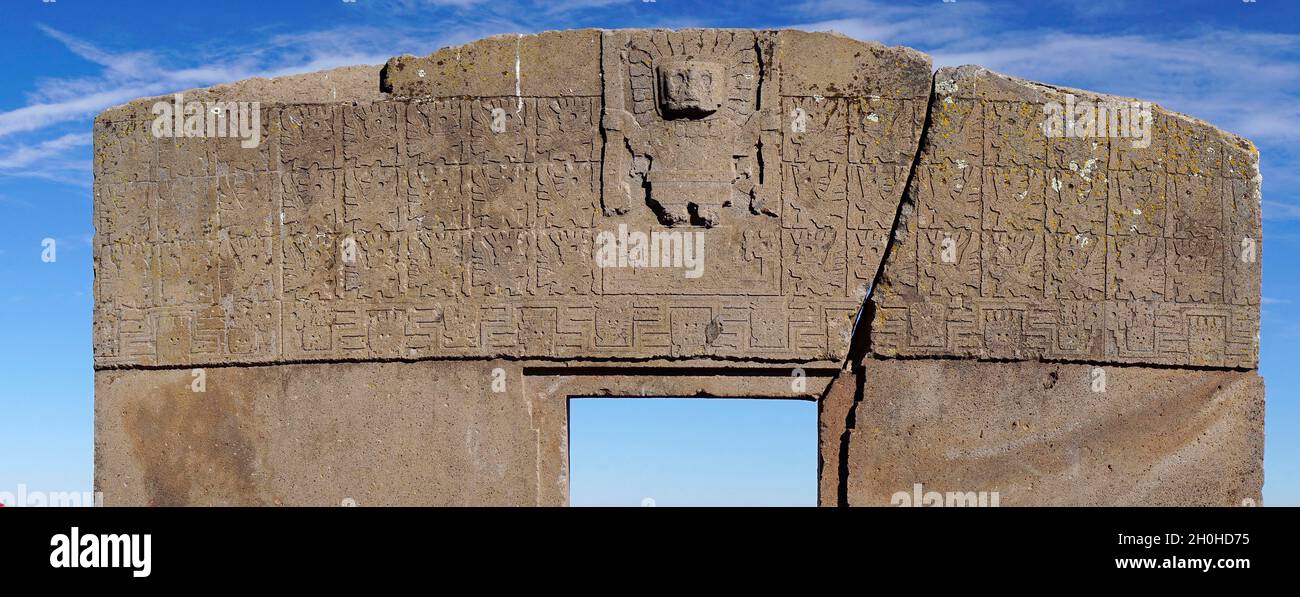 Sun Gate, Ruinen von Tiwanaku, auch Tiahuanaco aus der Vorinka-Zeit, UNESCO-Weltkulturerbe, Departamento La Paz, Bolivien Stockfoto