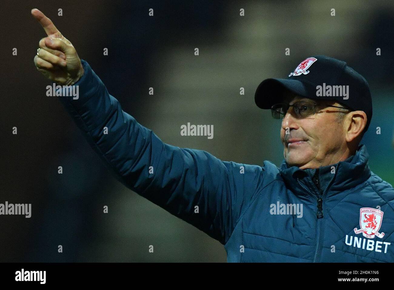 Middlesbrough-Manager Tony Pulis reagiert auf die Touchline Stockfoto