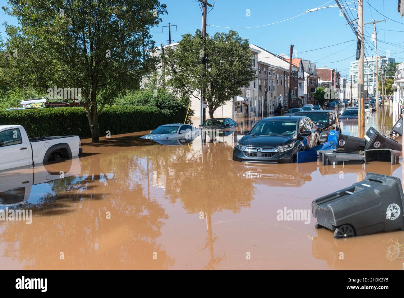 Überflutete Nachbarschaft nach Hurrikan Regen, Pennsylvania USA Stockfoto