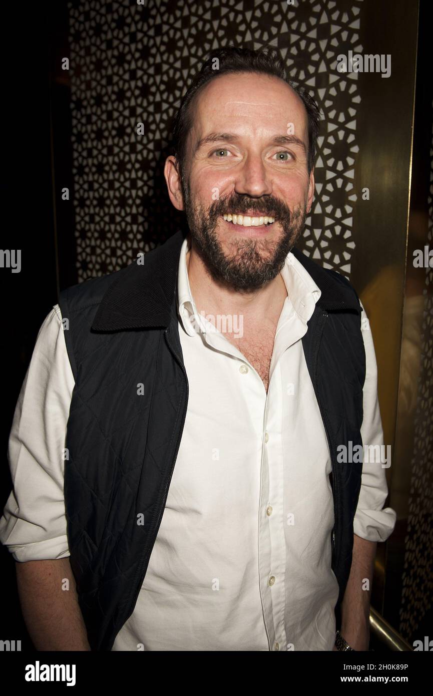 Ben Miller (Louis Harvey) bei der Eröffnungsnacht der Ladykillers nach der Party auf dem Spice Market, London, 7. Dezember 2011. Stockfoto