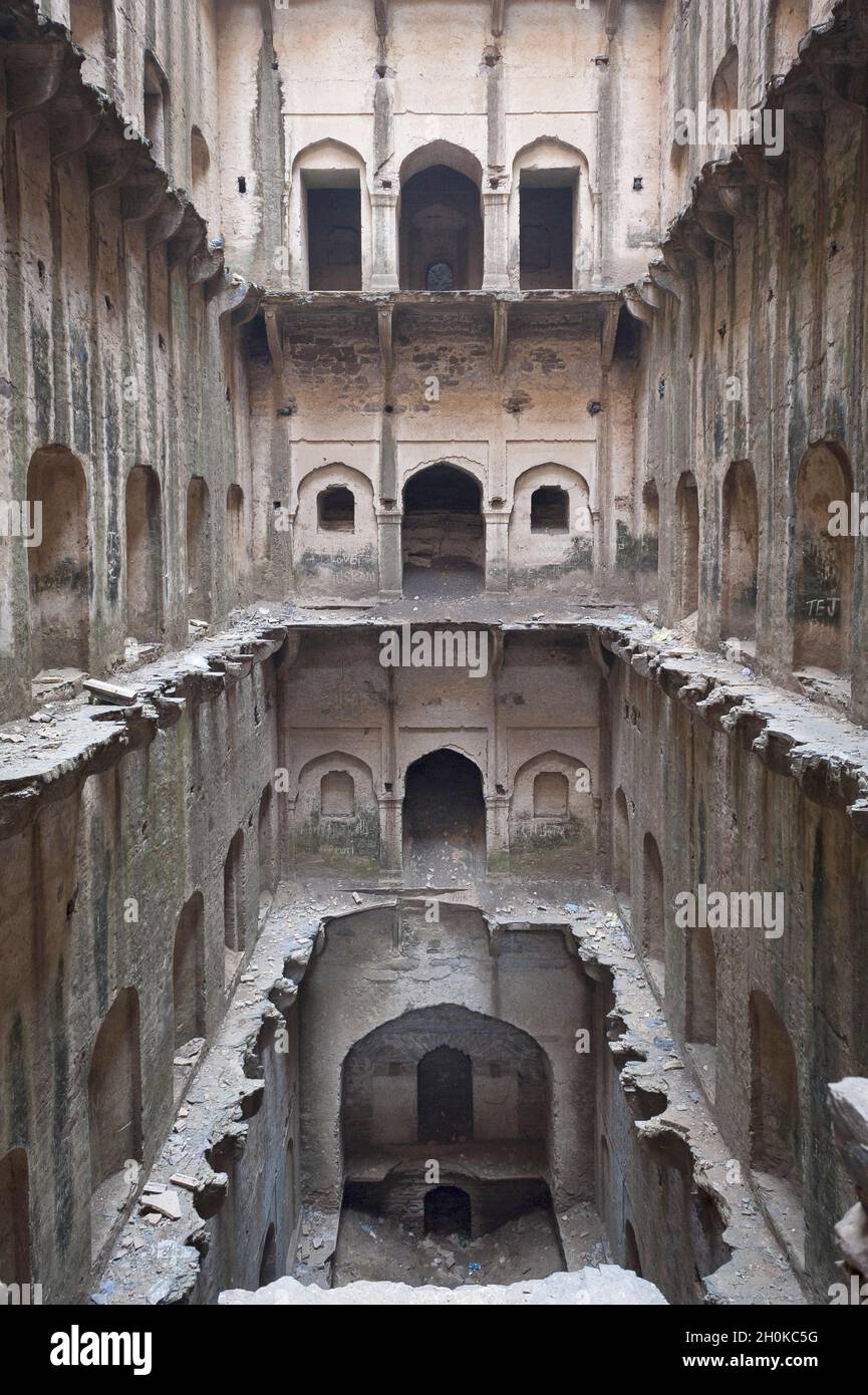 Die Neemrana Baori in Neemrana, Indien. Stockfoto