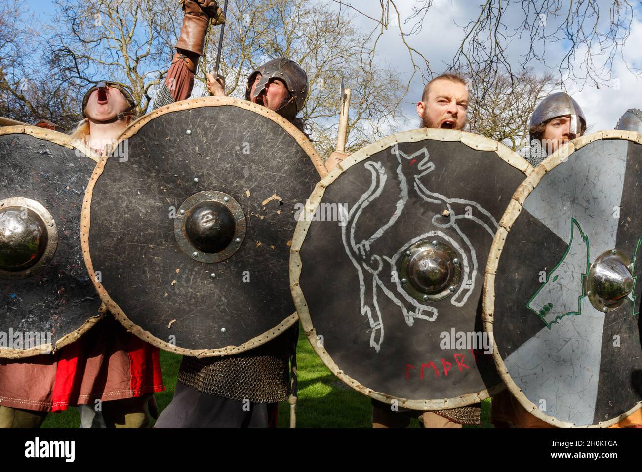 Reenactors beim York Viking Festival Stockfoto