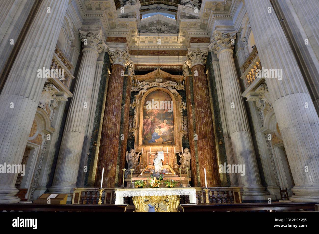 Italien, Rom, Kirche Santa Maria in Portico in Campitelli, Kapelle Cappella Altieri, Gemälde von Giovan Battista Gaulli (Baciccio) Stockfoto