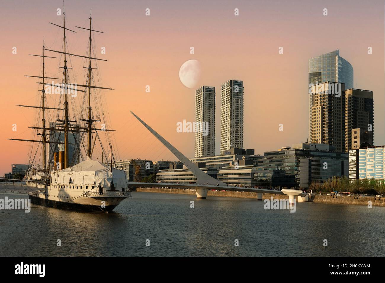 Viertel Puerto Madero am Abend in Buenos Aires, Argentinien. Stockfoto