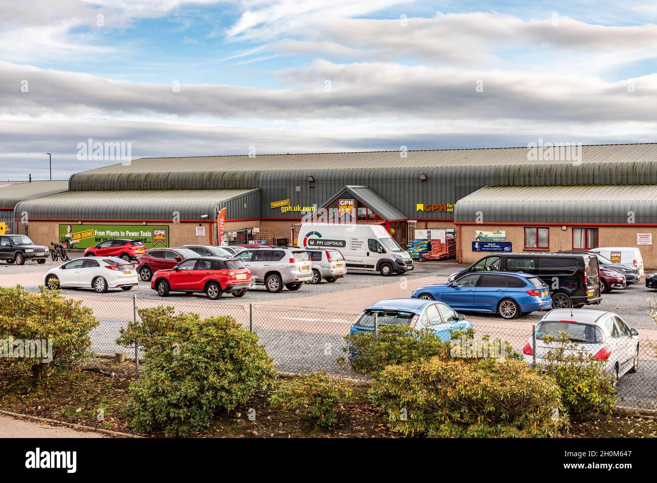 Das Haus- und Gartengeschäft von JRD und GPH in Ellon, Aberdeenshire, Schottland Stockfoto