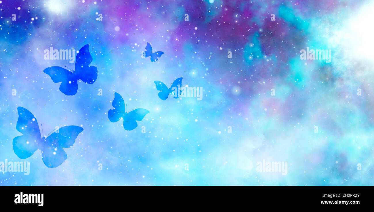 Blaue Schmetterlinge auf einem Raum Hintergrund Stockfoto
