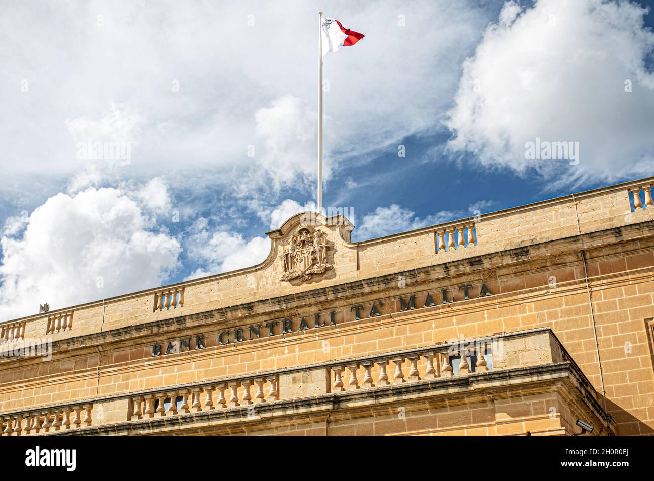 Valletta, Malta - 9. Oktober 2021: Bau der Zentralbank von Malta in Valletta. Stockfoto