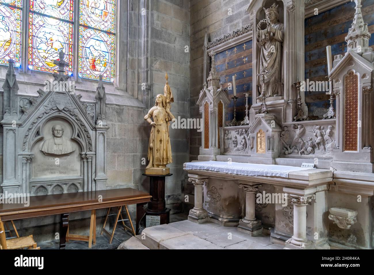 Innenraum der Kathedrale von Vannes, Bretagne, Frankreich | Vannes Cathedral interior, Vannes, Bretagne, Frankreich Stockfoto