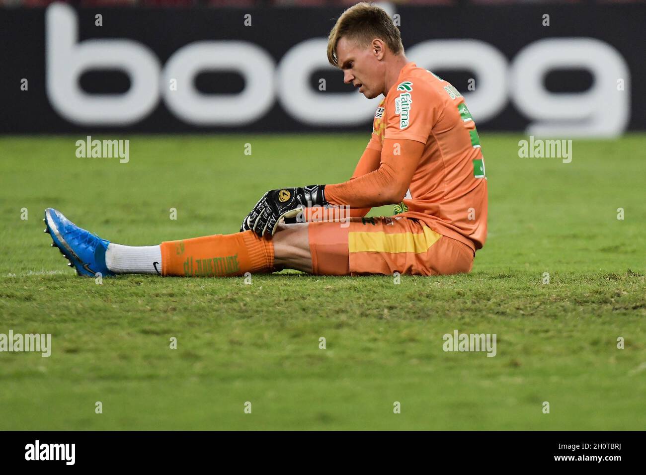 Maracana Stadium, Rio de Janeiro, Brasilien. Oktober 2021. Brasilianische Serie A, Flamengo gegen Juventude; Douglas Friedrich von Juventude setzt es aus, als sein Team 3-0 hinter sich lässt Credit: Action Plus Sports/Alamy Live News Stockfoto