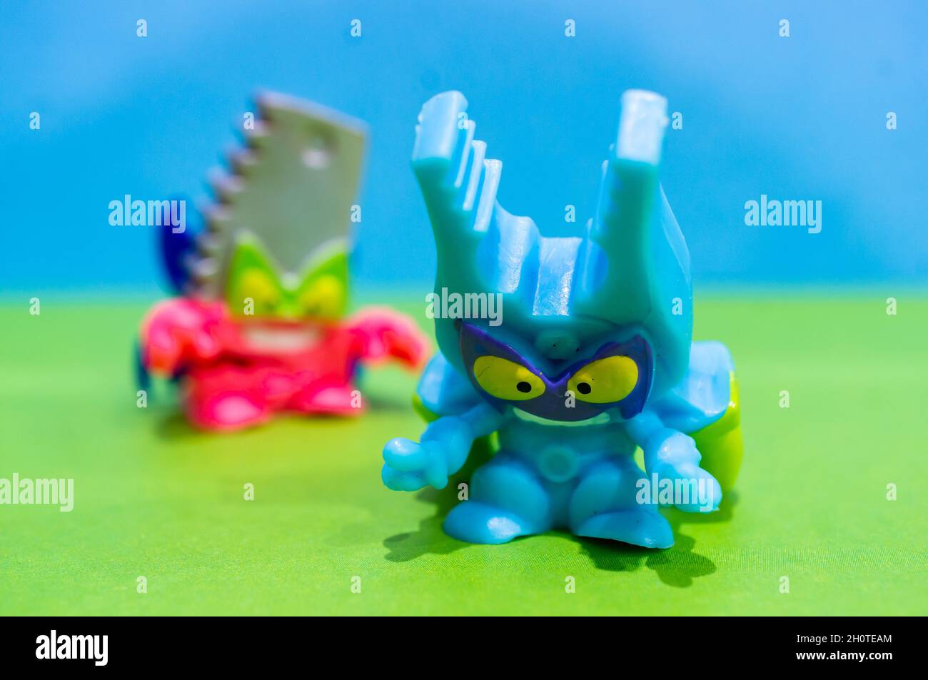 POZNAN, POLEN - 22. Sep 2021: Die MagicBox Superzings Spielzeugschurke Pincy Clack Figur Stockfoto