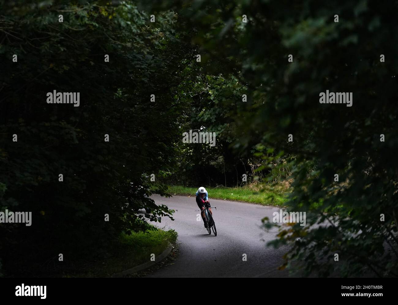 Joscelin Lowden vom Team DROPS-LE COL beim Women's Elite Race während des Zeitfahrens der British Cycling National Championships durch Lincoln. Bilddatum: Donnerstag, 14. Oktober 2021. Stockfoto