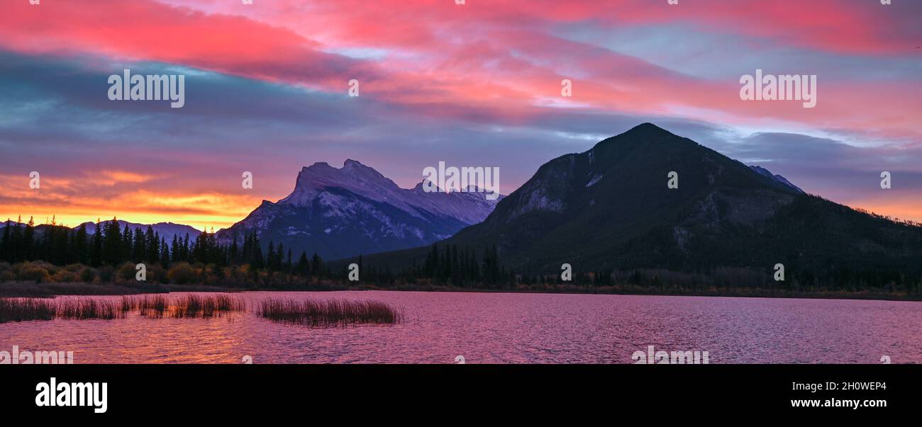 Dawn, Vermilion Lakes, Banff National Park, Alberta, kanada Stockfoto