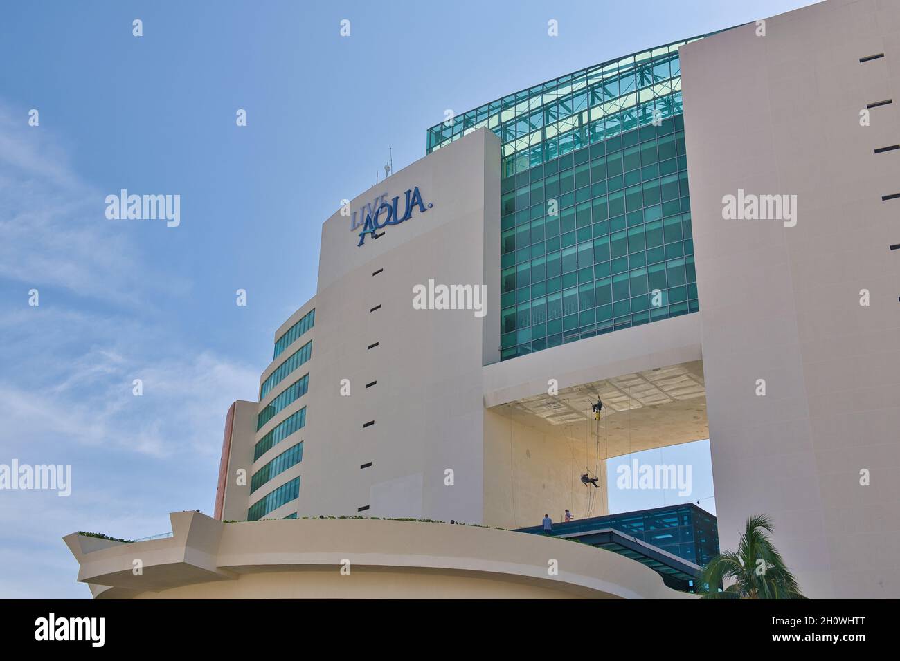 Außenfassade des Live Aqua Resort Hotel, Cancun, Mexiko, 2021 Stockfoto