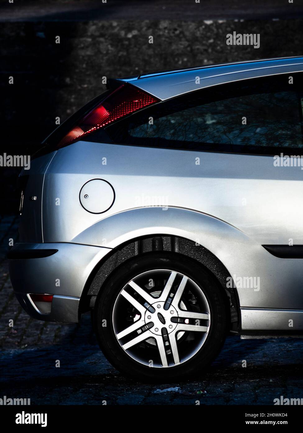 Rückseite eines europäischen Ford Focus MK1.5 TDCI aus dem Jahr 2004 Stockfoto