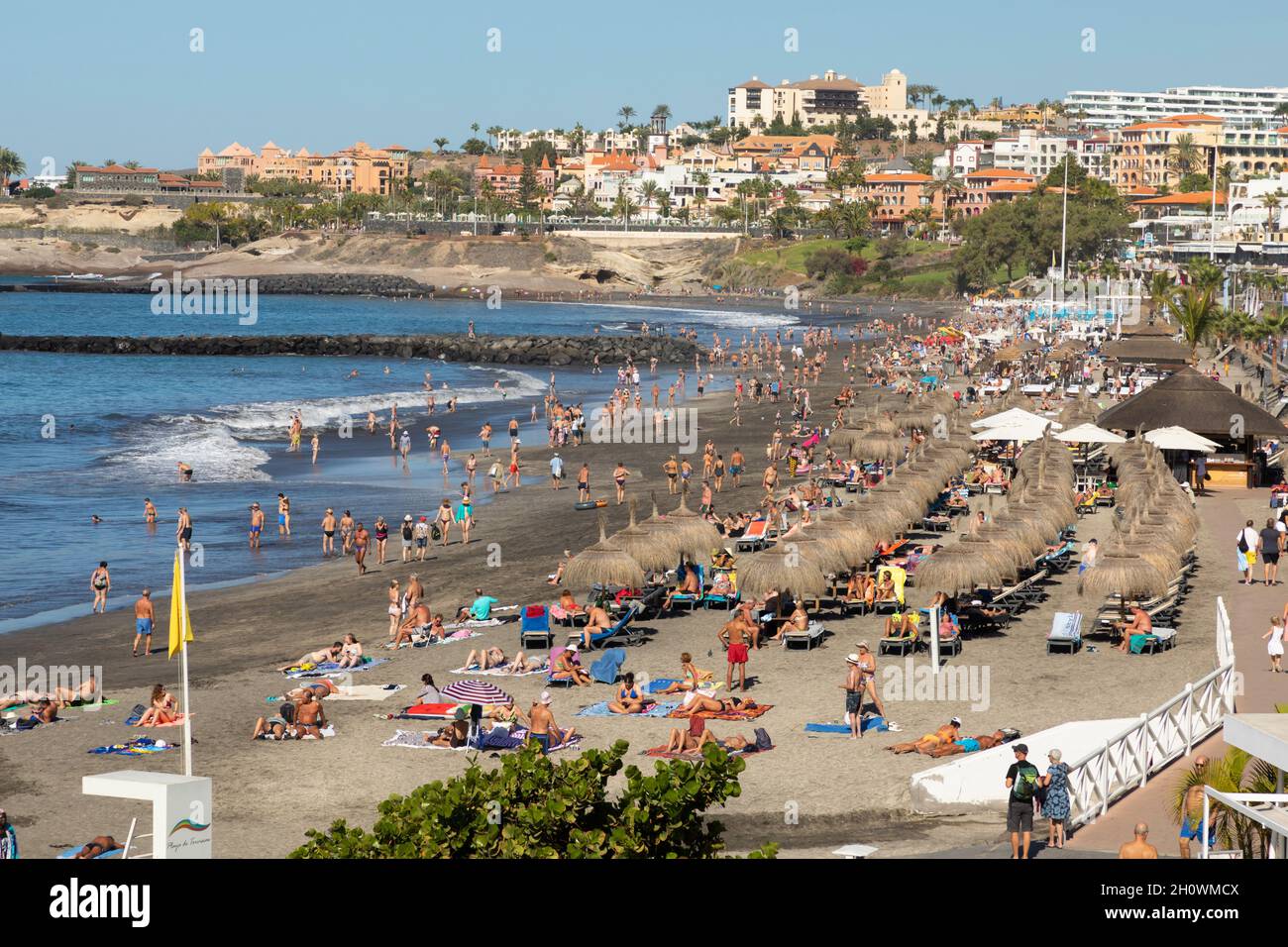 Strand Costa Adeje in Teneriffa Stockfoto