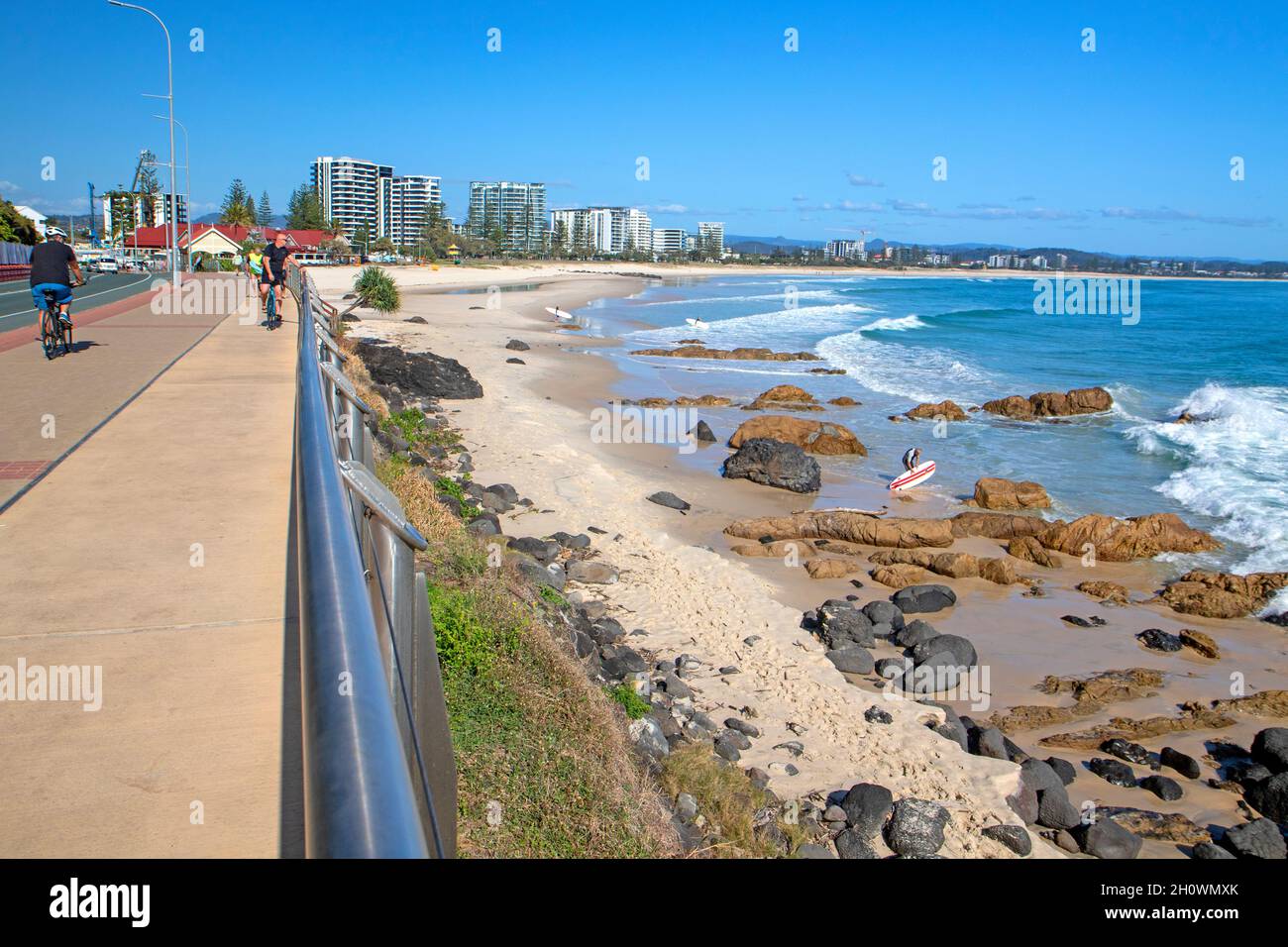 Küstenweg bei Kirra Stockfoto