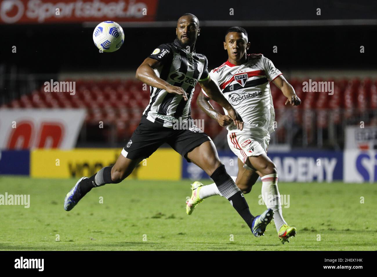 Luiz Otavio während des Fußballspiels Campeonato Brasileiro zwischen Sao Paulo und Ceara im Morumbi-Stadion in Sao Paulo, SP, Quelle: SPP Sport Press Foto. /Alamy Live News Stockfoto