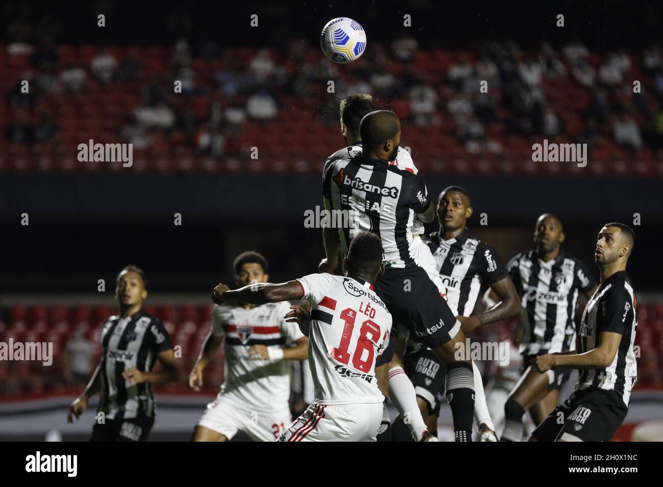 Action während des Fußballspiels Campeonato Brasileiro zwischen Sao Paulo und Ceara im Morumbi-Stadion in Sao Paulo, SP, Quelle: SPP Sport Press Foto. /Alamy Live News Stockfoto