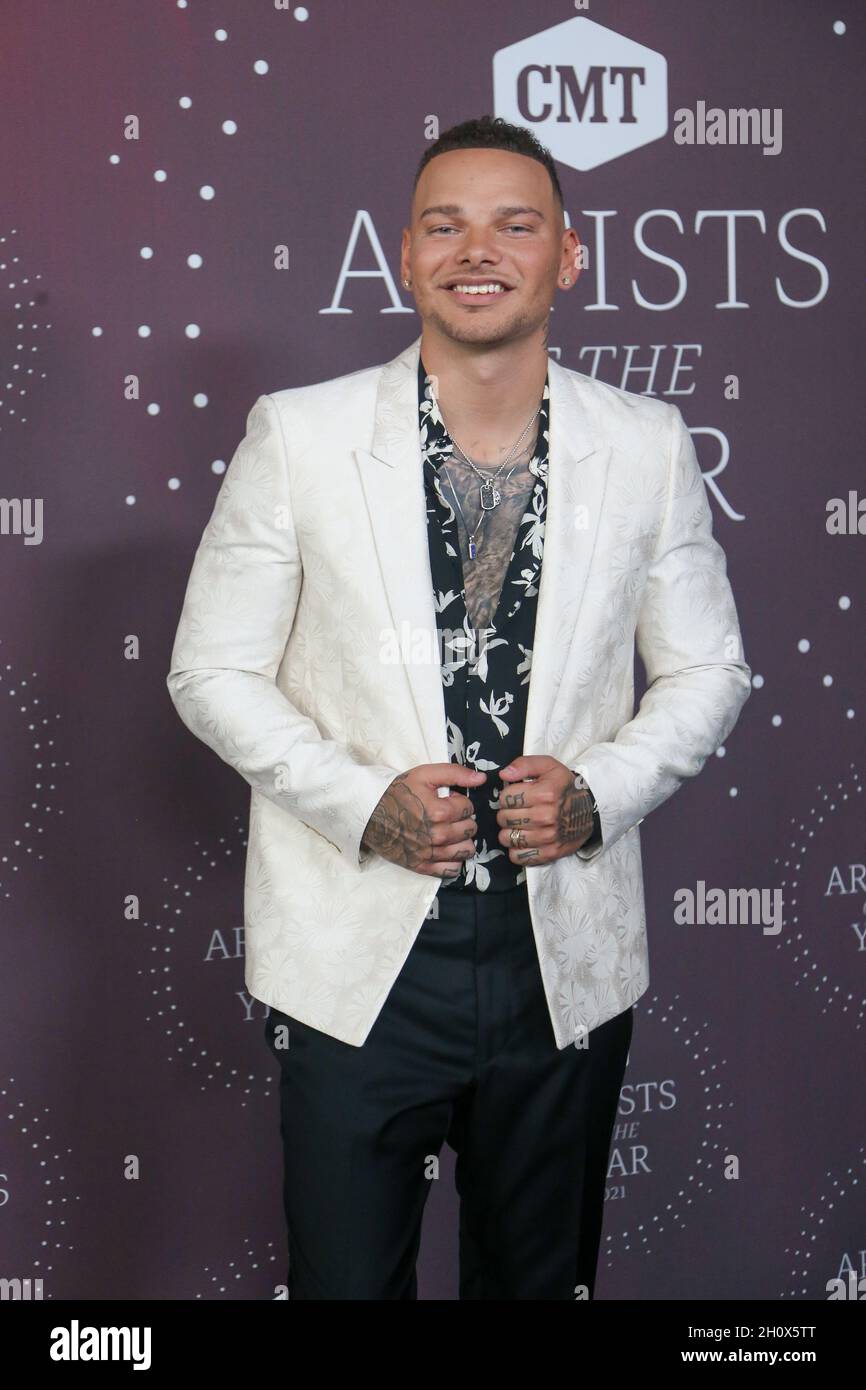 13. Oktober 2021, Nashville, Tennessee, USA: Sängerin Kane Brown nimmt am 2021 13. Oktober 2021 an den CMT Artists of the Year im Schermerhorn Symphony Center in Nashville, Tennessee, Teil. (Bild: © Debby Wong/ZUMA Press Wire) Stockfoto