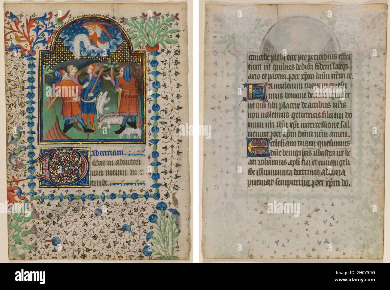Blatt aus einem Stundenbuch: Verkündigung an die Hirten (recto) und Text (verso), c. 1410-20. Boethius Illuminator (flämisch, aktiv c. 1414-20). Tusche, Tempera und Gold auf Pergament; Blatt: 17 x 12.1 cm (6 11/16 x 4 3/4 Zoll). Dieses fein erhaltene Blatt mit seiner großen Miniatur steht stilistisch im Einklang mit der Arbeit des Boethius Illuminator. Als ungewöhnlicher und sehr origineller Maler wurde er nach einer handschriftlichen Abschrift der Werke des römischen Philosophen Boethius (480–524 n. Chr.) benannt, die er 1414 illuminierte. Der Künstler bevorzugte helle, schwungvolle Farben und expressionistische Kompositionen. Er verwendete tess Stockfoto