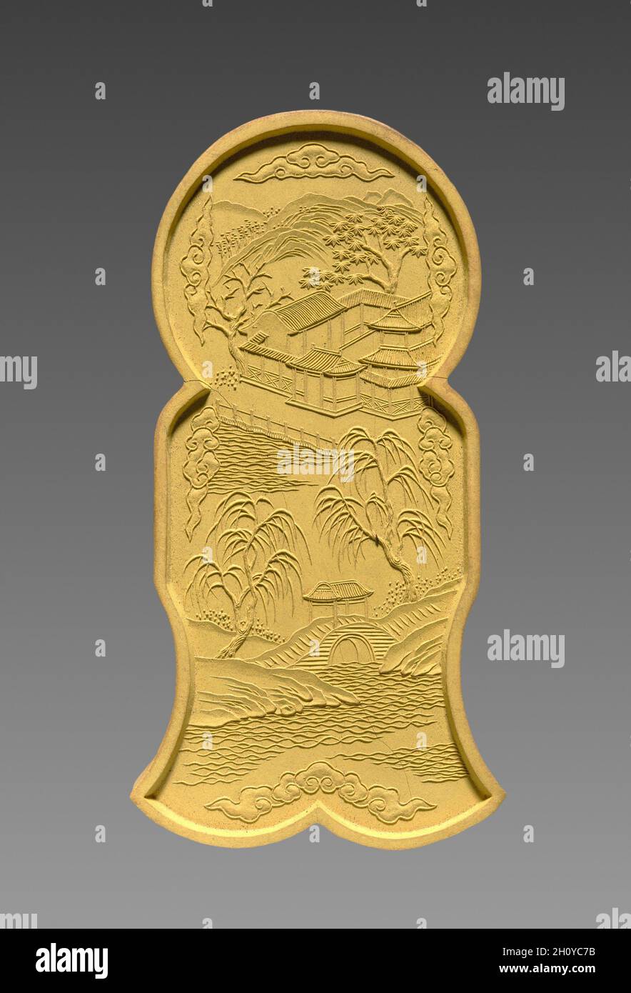 Tinte Kuchen, 1736-95. China, Qing Dynastie (1644-1911), Qianlong Regierungszeit (1736-95). Tinte Kuchen; gesamt: 9,6 x 4,8 cm (3 3/4 x 1 7/8 in.). Stockfoto