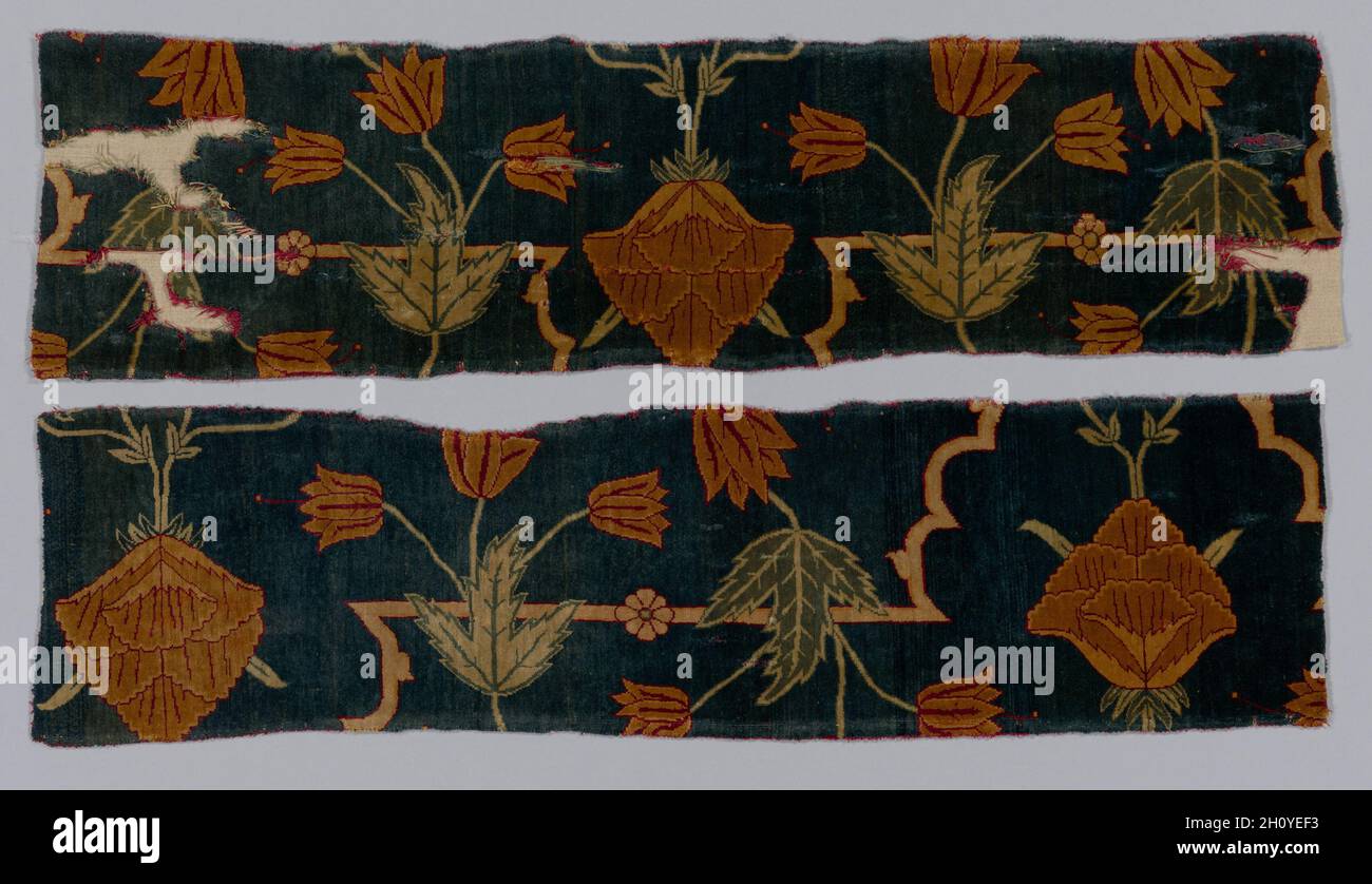 Fragmente von einem Teppich, 1600-1650. Kaiserliche Manufaktur (indischen). Seide und Wolle; Durchschnitt: 85,1 x 21,6 cm (33 1/2 x 8 1/2 in.). Stockfoto