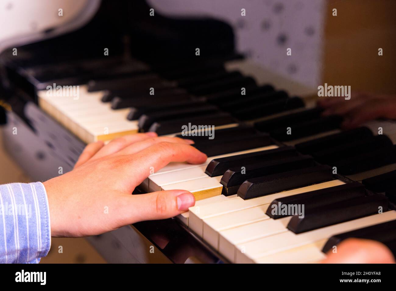 Klavier im Aufnahmestudio Stockfoto