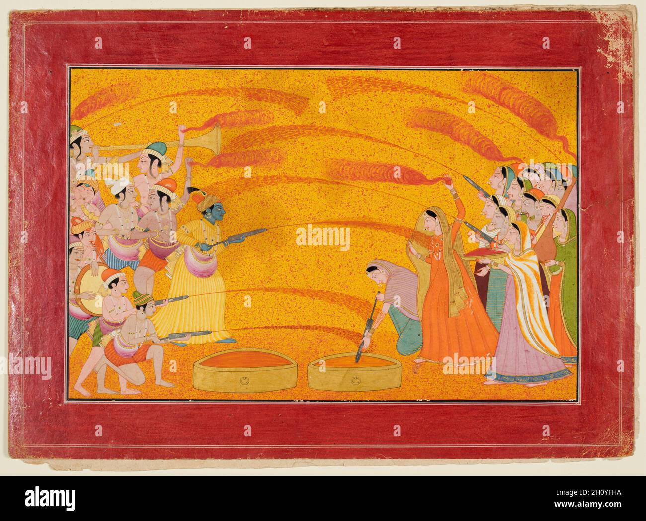 Krishna feiert Holi, c. 1770. Nordindien, Himachal Pradesh, Pahari Königreich Guler. Gummitemperatur, Gold und Silber auf Papier; Seite: 21 x 29.4 cm (8 1/4 x 11 9/16 Zoll); Bild: 15.5 x 23.8 cm (6 1/8 x 9 3/8 Zoll). Die beiden Gruppen, eine von Krishna und die andere von seinem Geliebten Radha angeführt, schießen Wasserpistolen und werfen Gulal, eine pudrige Farbe auf einander, zur Feier des Frühlingsfestes, das als Holi bekannt ist. Einige Hirten (Gopas) jubeln für ihre Gruppe, indem sie Trommeln schlagen und Trompeten (Ranasanga) blasen, wie sie bei der Ausrufung der Schlacht in der Pahari-Region im westlichen Hima gespielt wurden Stockfoto