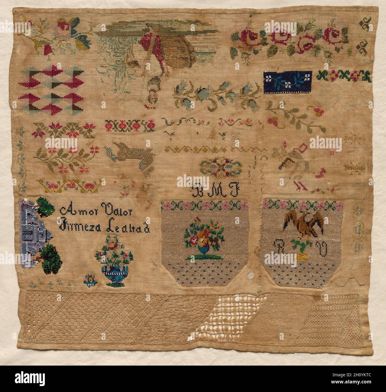 Sampler, 1800. Mexiko, 19. Stickerei; Durchschnitt: 35,5 x 37,5 cm (14 x 14 3/4 in.). Stockfoto