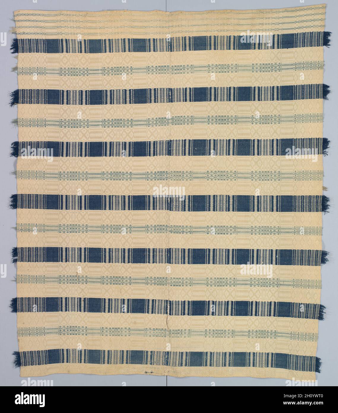 Gewebtes Deckglas, c. 1867-1868. Amerika, 19. Jahrhundert. Wolle und Baumwolle; durchschnittlich 170.2 x 198.1 cm (67 x 78 Zoll). Stockfoto