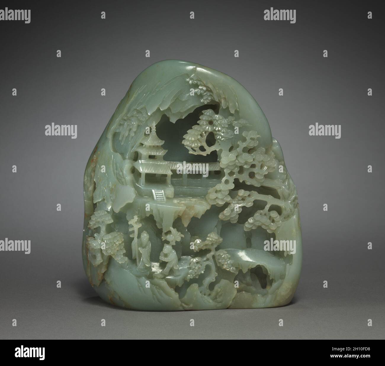 Miniaturberg mit daoistischem Paradies, 1736-95. China, Qing-Dynastie (1644-1911), Qianlong-Herrschaft (1736-95). Grüne Jade mit braunen Markierungen; insgesamt 17.5 cm (6 7/8 in.). Stockfoto