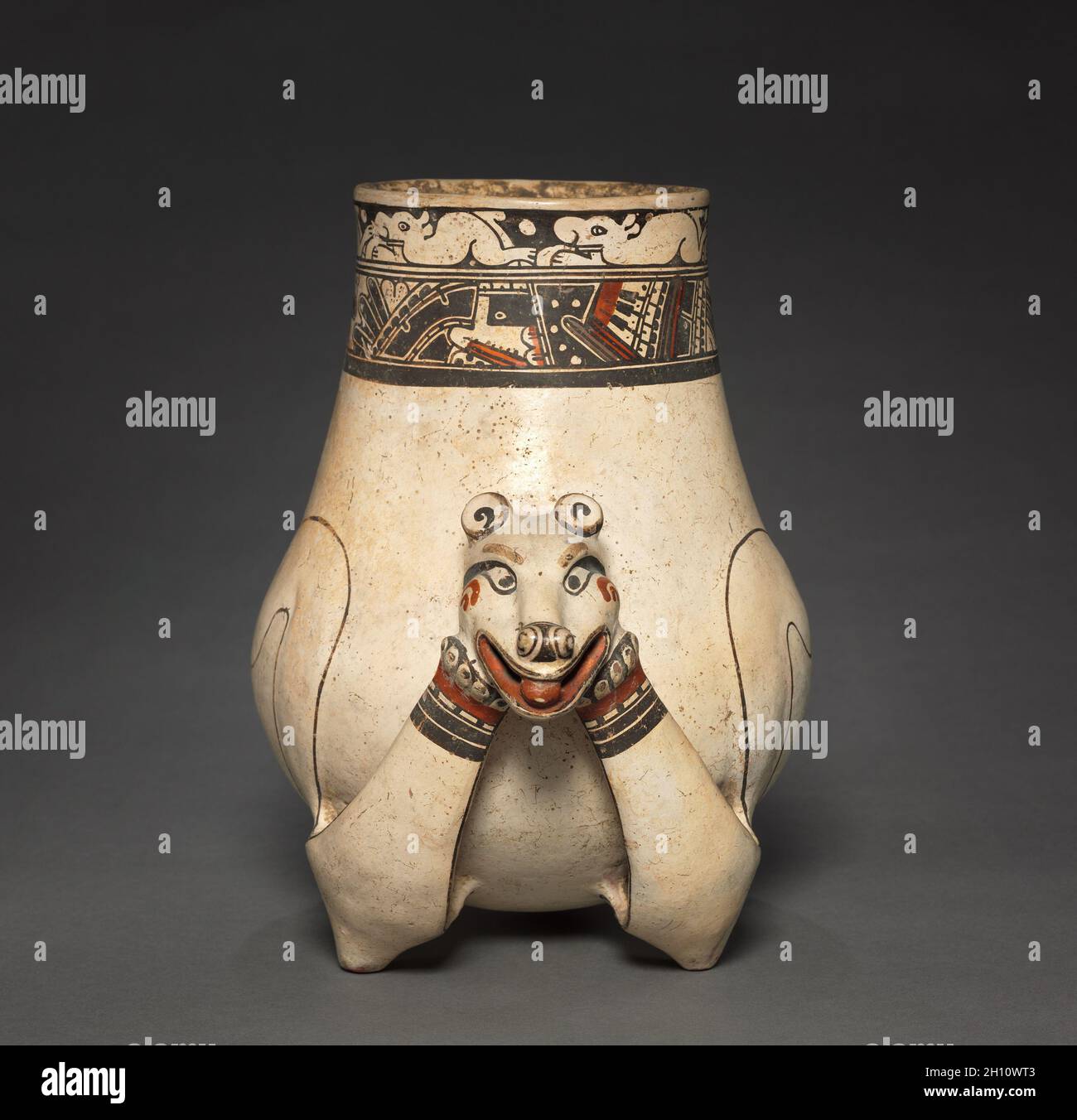 Tierisches Bildnis, 1000-1550. Costa Rica, Süd-Nicoya-Region, Pataky Polychrome-Stil, 11.-16. Jahrhundert. Steingut mit farbigen Slips; insgesamt 29.5 x 22.1 x 29.8 cm (11 5/8 x 8 11/16 x 11 3/4 in.). Stockfoto