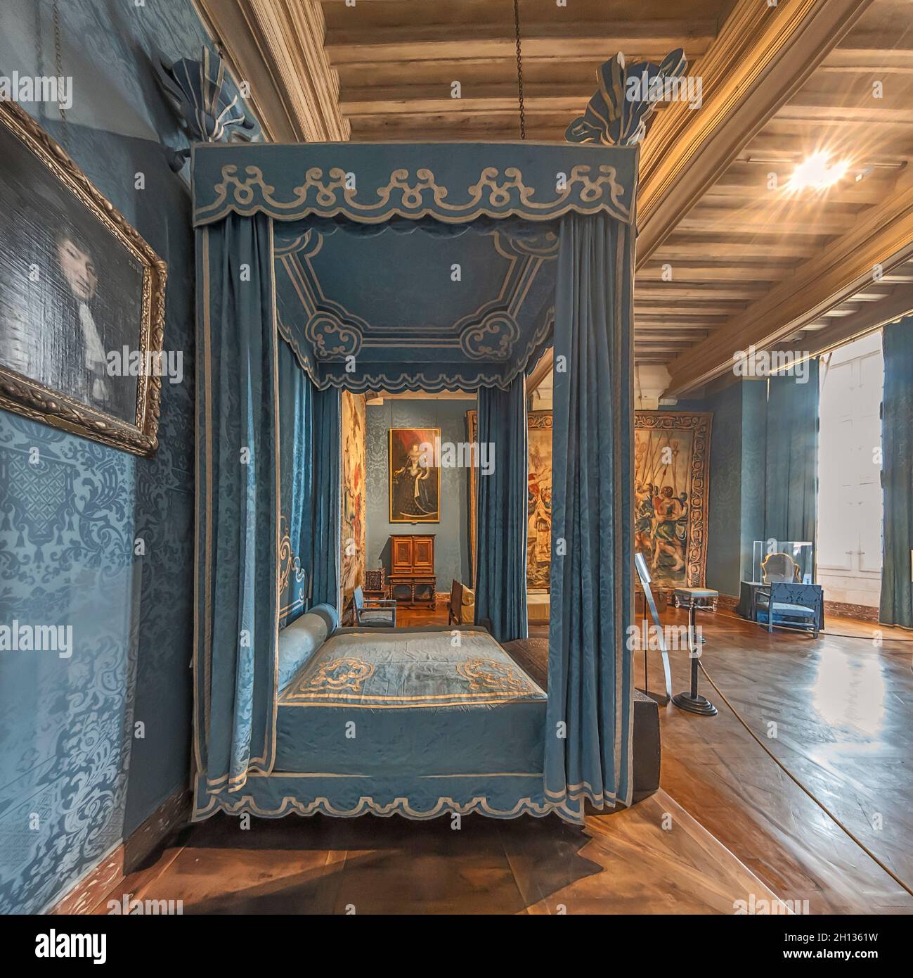 FRANKREICH - LOIRE-TAL - LOIR ET CHER (41) - SCHLOSS VON CHAMBORD : HAUS DER KÖNIGIN GENANNT BLAUES ZIMMER. URSPRÜNGLICH EIN ZIMMER VON FRANCOIS 1ER, DIESES ZIMMER BECO Stockfoto