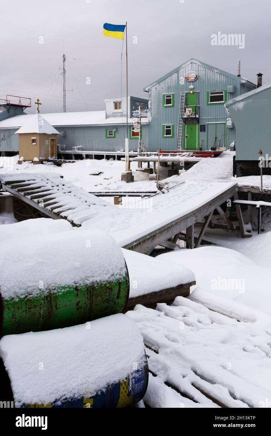 Vernadsky-Forschungsstation, die ukrainische Antarktisstation am Marina Point auf der Galindez-Insel auf den argentinischen Inseln in der Antarktis. Antarktis. Stockfoto