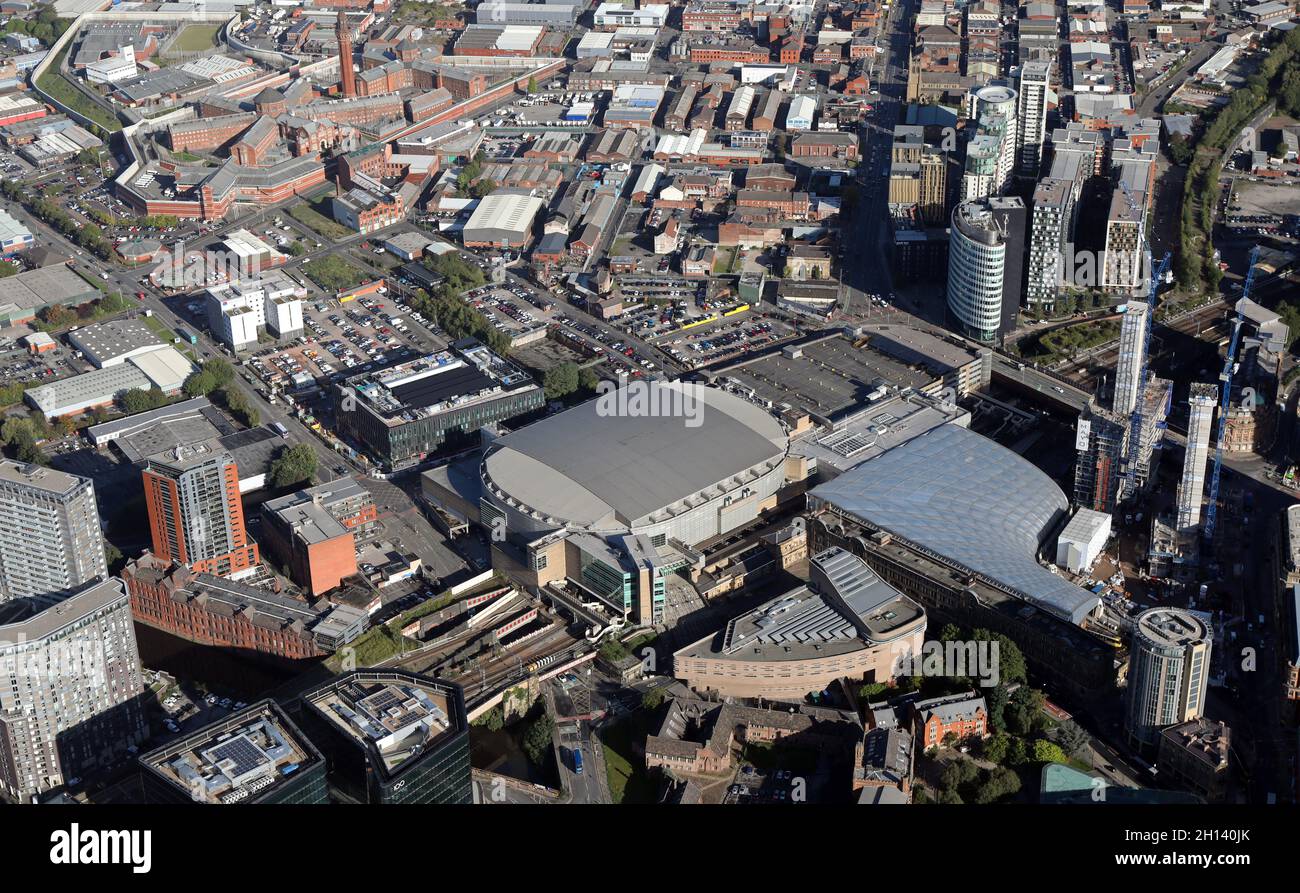 Luftaufnahme der Manchester AO Arena & Victoria Station, Hunts Bank, Manchester UK Stockfoto