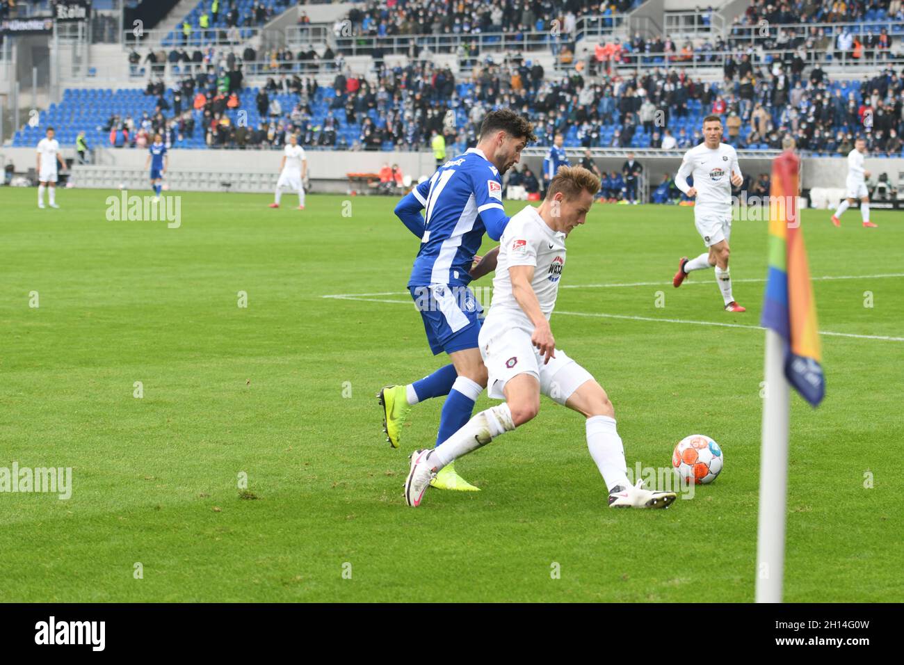 KSC-Match gegen Erzgebirge Aue, zweite Liga, Fußball, Karlsruher SC, Erzgebirge Aue, Karlsruhe 16. Oktober 2021 zweite Liga Stockfoto