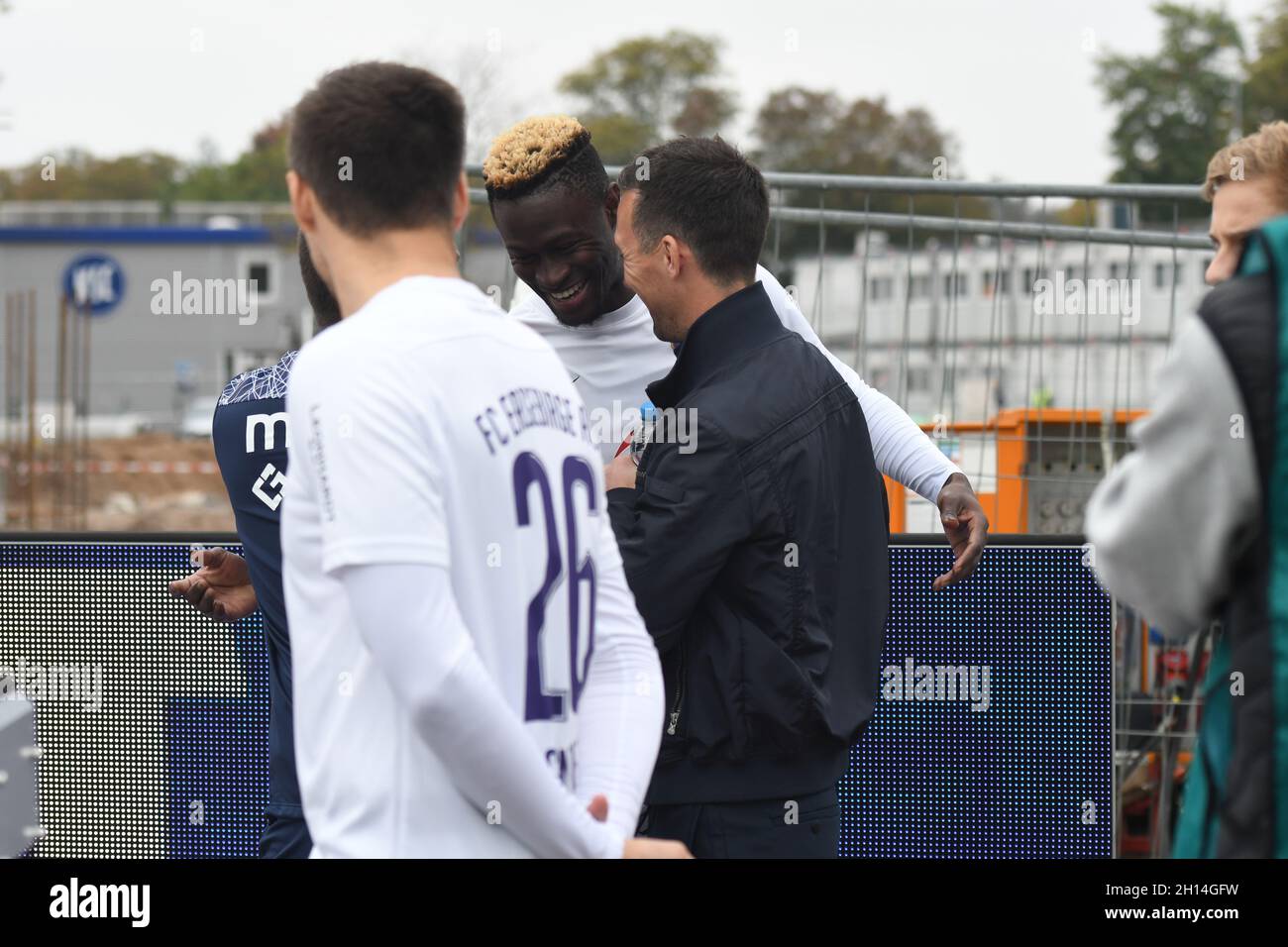 KSC-Match gegen Erzgebirge Aue, zweite Liga, Fußball, Karlsruher SC, Erzgebirge Aue, Karlsruhe 16. Oktober 2021 zweite Liga Stockfoto