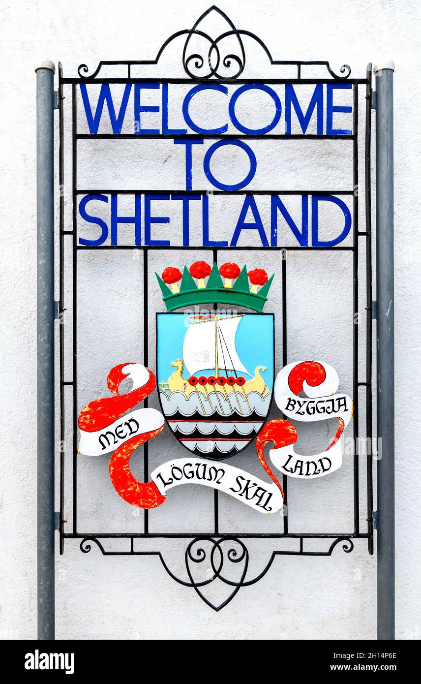 Willkommen beim Shetland-Schild in Lerwick, Festland, Shetland, Schottland, Großbritannien Stockfoto