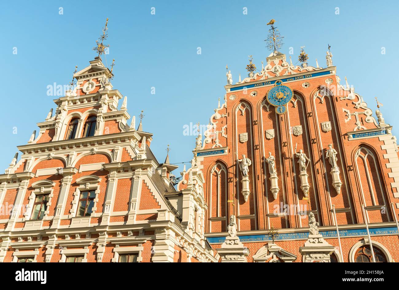 Blick auf das Blackheads-Haus auf dem Rathausplatz in der Altstadt von Riga, der Hauptstadt Lettlands Stockfoto